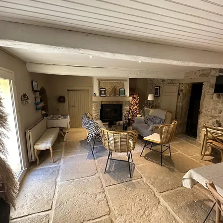 Du Pere Jean Bed & Breakfast
