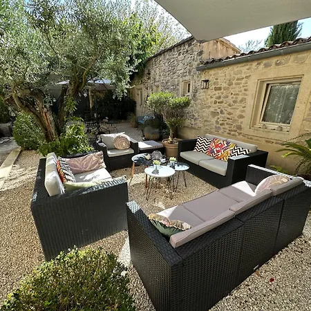 Du Pere Jean Bed & Breakfast *