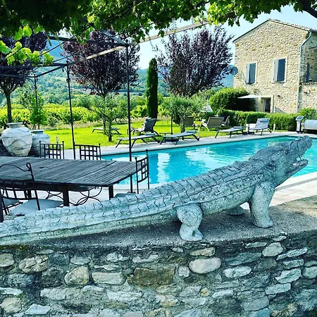Du Pere Jean Bed & Breakfast *