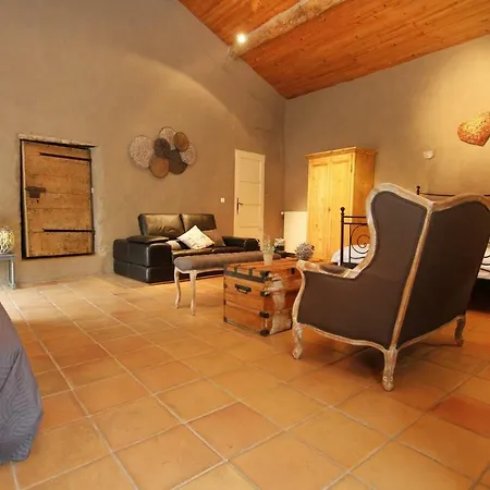 Bed & Breakfast Du Pere Jean *