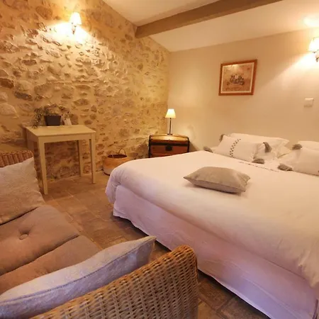 Bed & Breakfast Du Pere Jean *