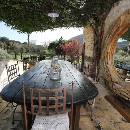 Bed & Breakfast Du Pere Jean Roche-Saint-Secret