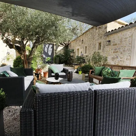Du Pere Jean Bed & Breakfast